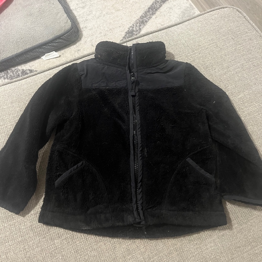 Black fleece jacket